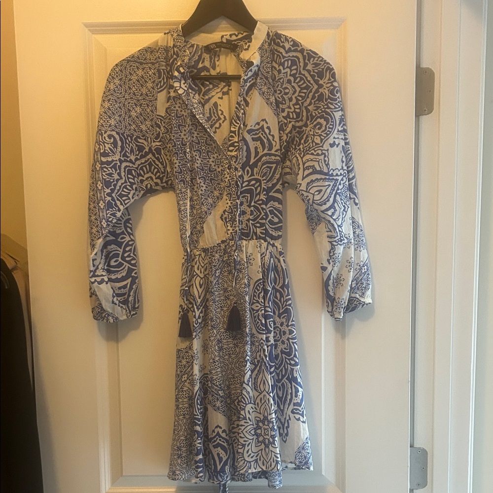 Zara Navy and White Patterned Long Sleeve Dress